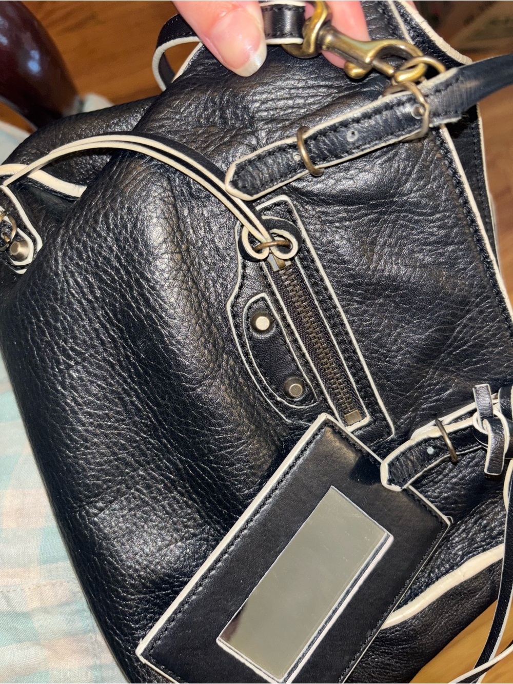 Balenciaga Classic Black Leather Shoulder Bag with Cream Trim - Picture 9 of 9